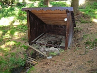 studánka u Obecnické cesty pod Aliancí